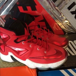 Lebron 13